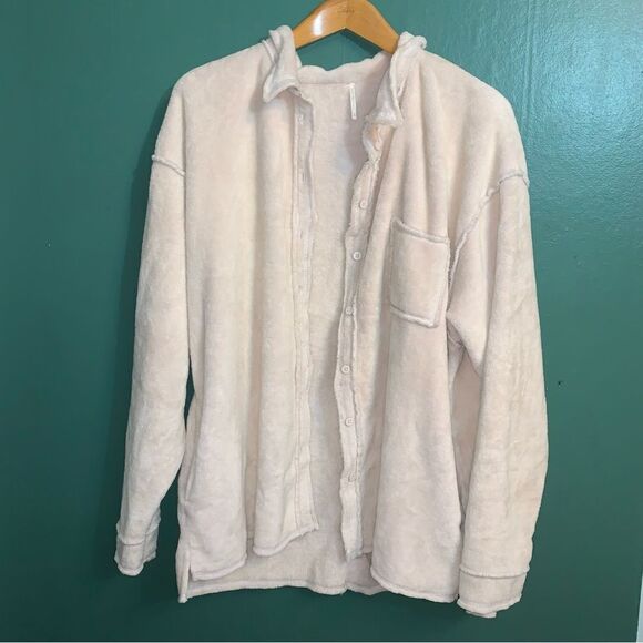 Hello nite fuzzy Shacket Cardigan Large - Picture 1 of 3